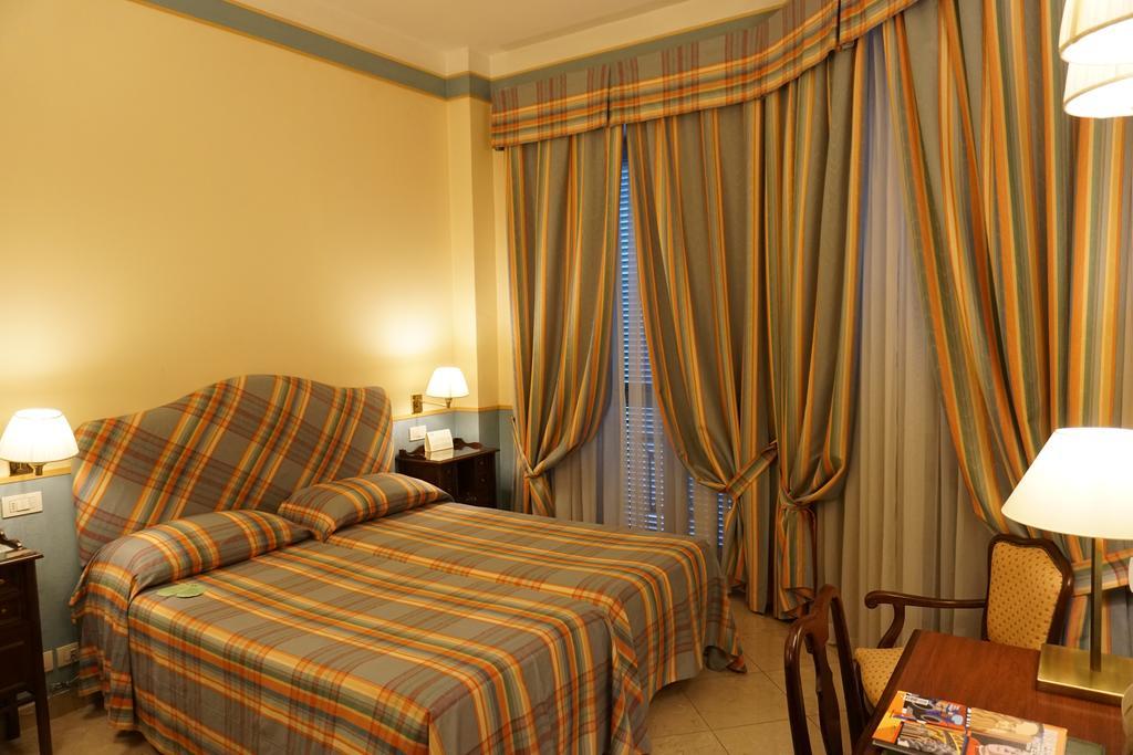 Hotel Victoria & Iside Spa Turin Bagian luar foto